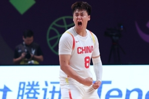 开云-赵睿:打球肯定是要有脾气的 但是国家队队友会提醒我稳住情绪