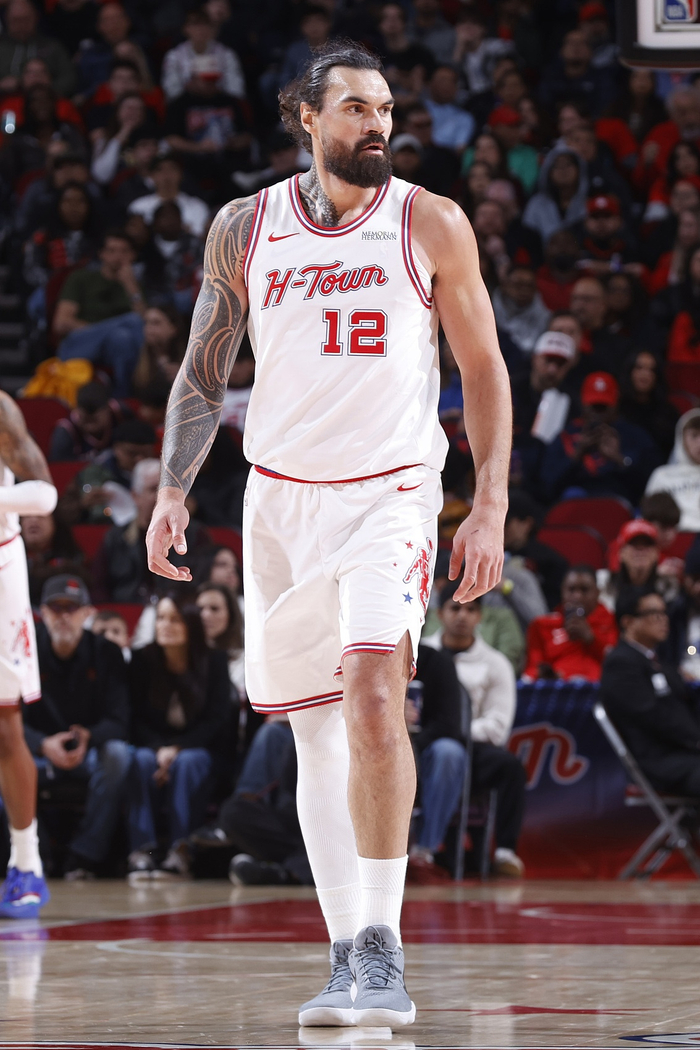 开云体育下载-亚当斯受伤，对火箭篮板和防守体系影响，到底有多大？|休斯敦火箭队|控球后卫|nba|火箭队|球队_新浪体育_新浪新闻