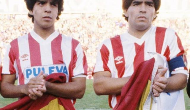 开云官网-马拉多纳弟弟：梅西和我哥都是最佳，但梅西更幸运