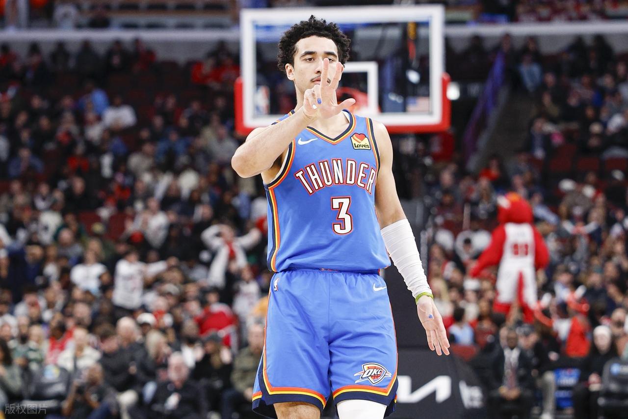 班凯罗37+5+6无缘今日最佳球员!因为爱德华兹41+6+2+5创纪录!